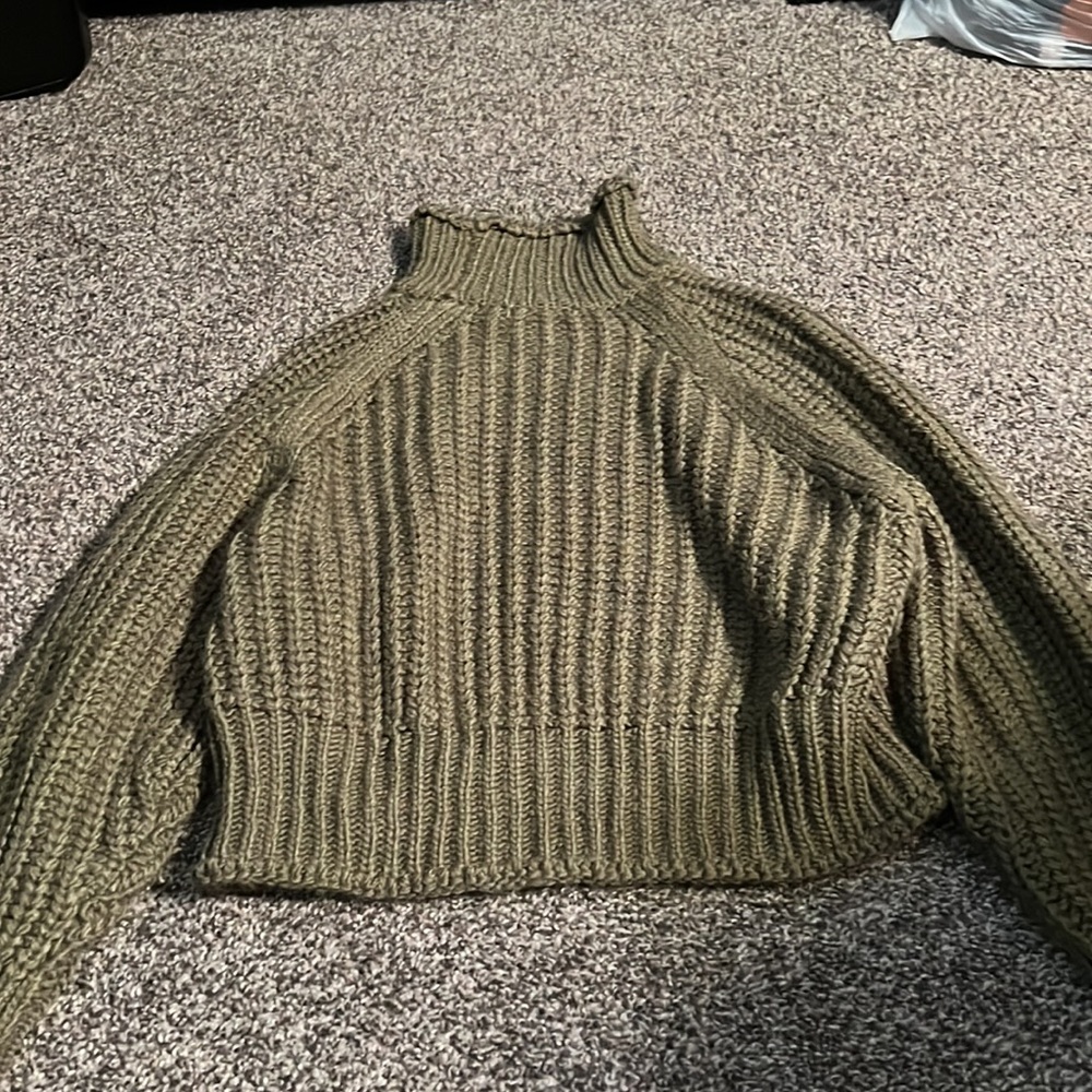 Sweater - Picture 2 of 2